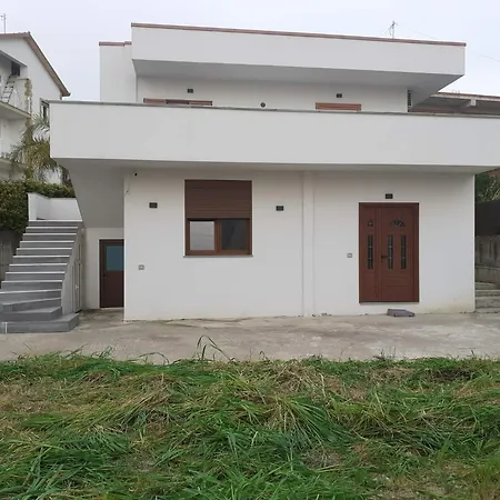 Oasis White Villa *